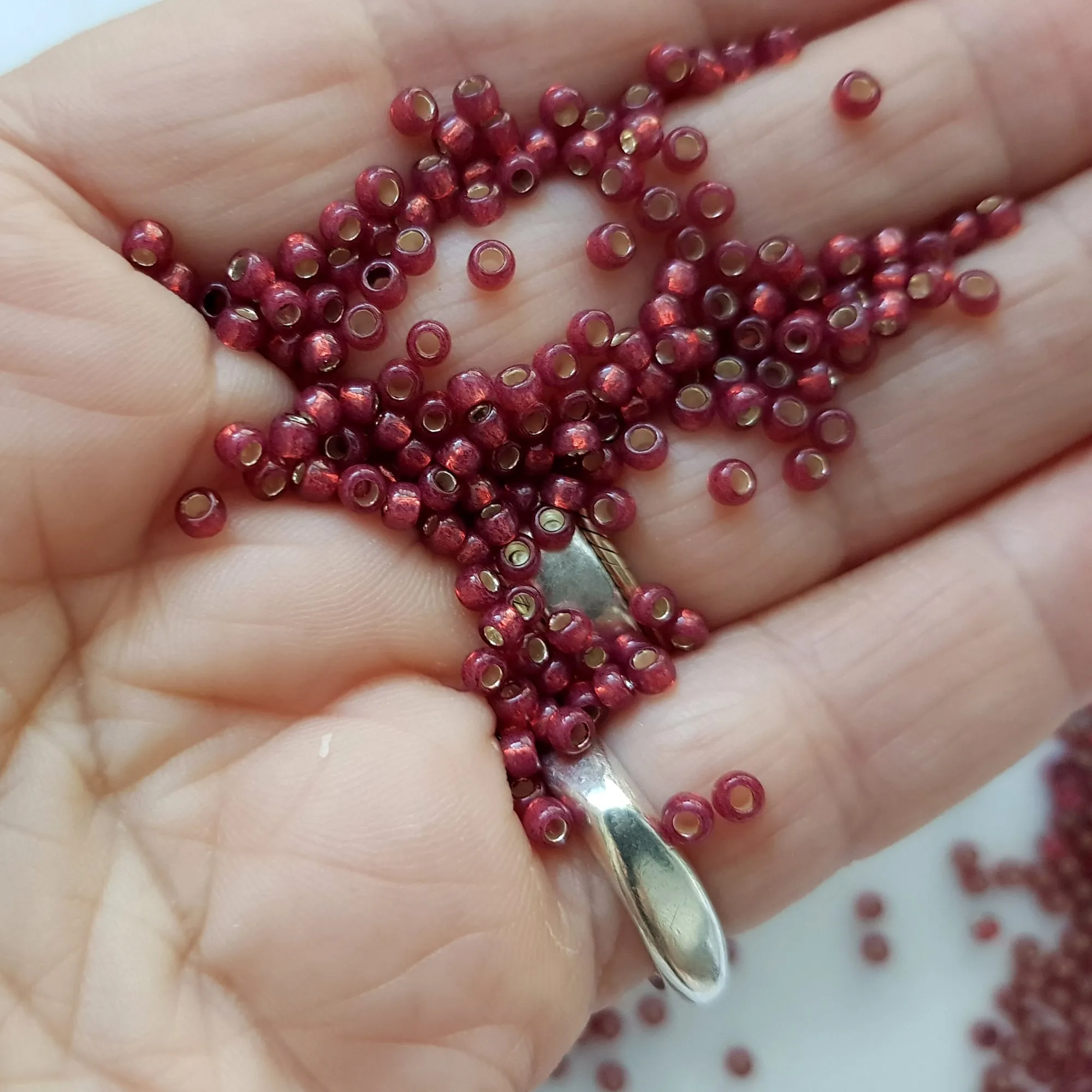 11/0 TR-2113 Milky Pomegranate Silver-Lined 10g/30g Round Toho Seed Beads - Beading Supply