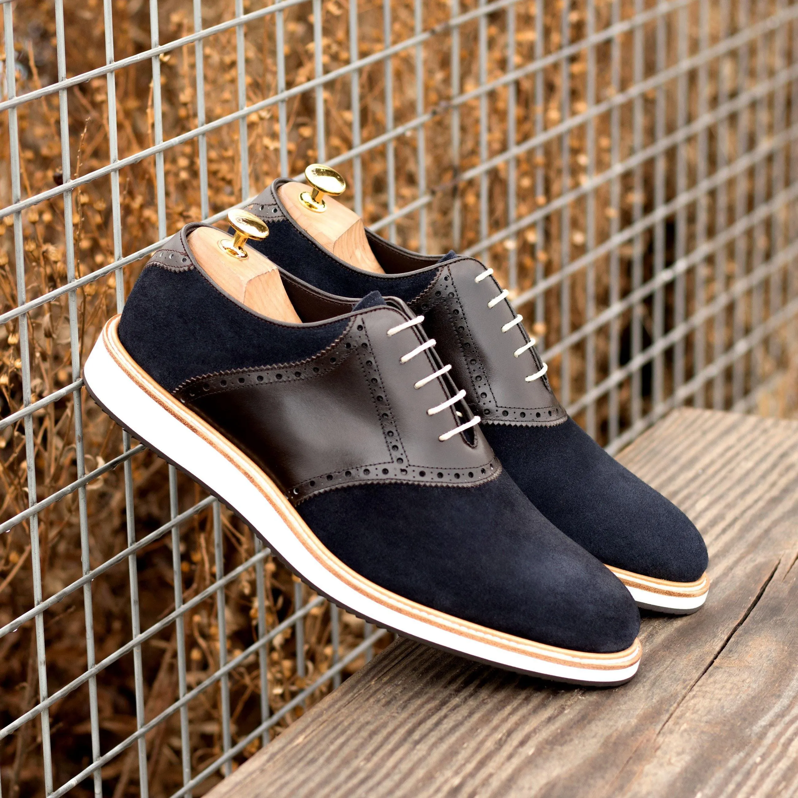 D49 Saddle shoes II